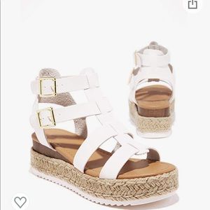 Platform sandals
